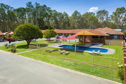 Advance Motel - Hervey Bay Accommodation 3
