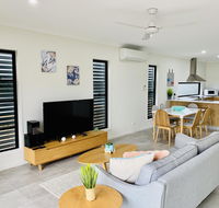 AIRLIE BEACH Delight. Hop skip jump to everything - Tourism Hervey Bay
