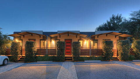 Airport Tourist Village Melbourne - Tourism Hervey Bay 0