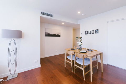 AirTrip Apartment II On Cordelia Street - Hervey Bay Accommodation 2