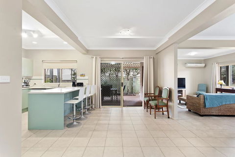 Ajax Avenue, 6 - Tourism Hervey Bay 0