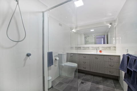 Akuna 20, 6 Joffre Street - Tourism Hervey Bay 1