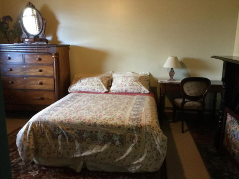 Albion Cottage - Hervey Bay Accommodation 3