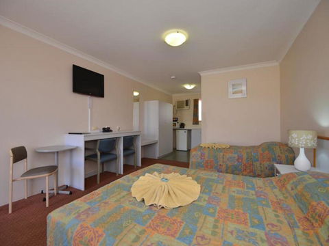 Albion Hotel - Hervey Bay Accommodation 3