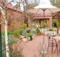 Albury Cottages - Hervey Bay Accommodation