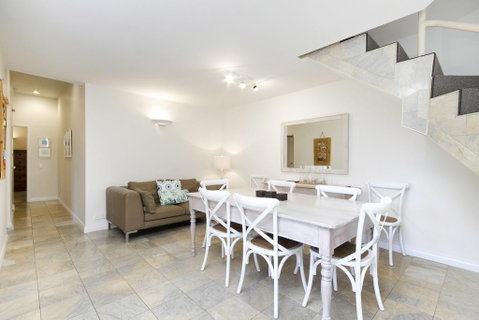 Alderly Apartment 11 - Hervey Bay Accommodation 1