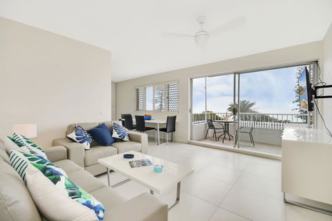 Alex Beach Apt Bilgola4 - Hervey Bay Accommodation 3