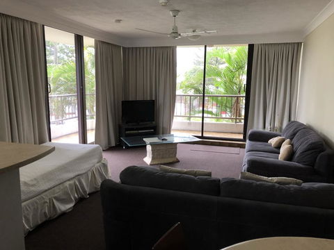 Alexander Holiday Apartments - Tourism Hervey Bay 2