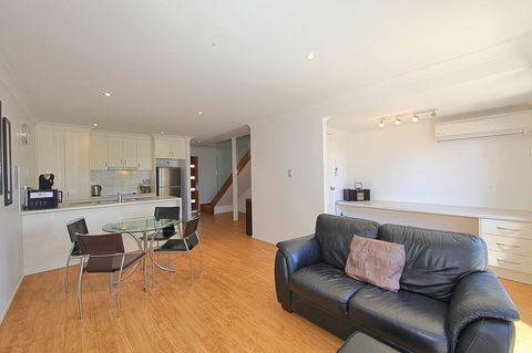 Alexandra Apartments - Tourism Hervey Bay 2