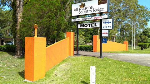 All Seasons Country Lodge - Hervey Bay Accommodation 0