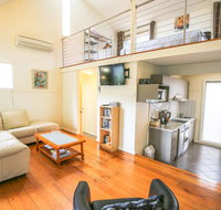 Allambie Cottages - Villa 3 - Hervey Bay Accommodation