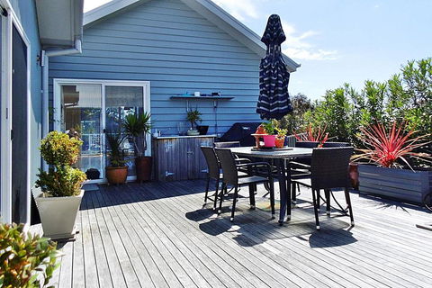 Allure - Tourism Hervey Bay 0