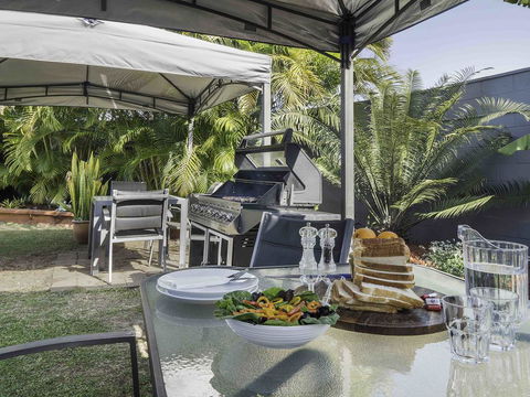 Almare Tourist Motel - Hervey Bay Accommodation 2