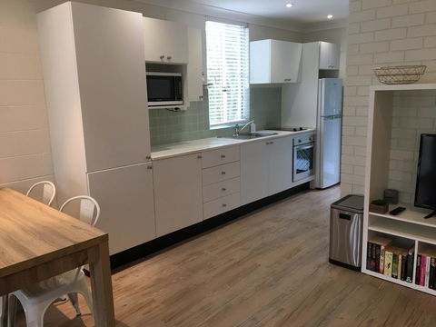 ALOHA AT BLUEYS - Hervey Bay Accommodation 1
