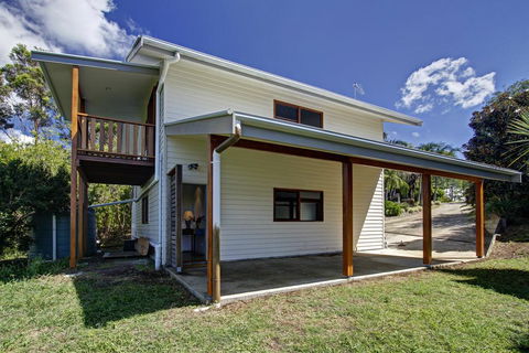 Aloha Ohana - Tourism Hervey Bay 0