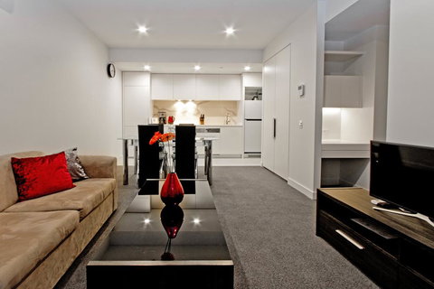 Along Melbourne's Magic Boulevard - Tourism Hervey Bay 2