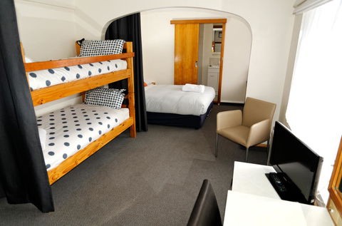 Alpenhorn Lodge - Tourism Hervey Bay 2