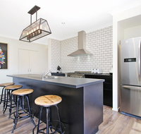 Alpine Knights Stylish Luxury - Hervey Bay Accommodation