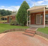 Alpine Mist - Spacious 5 bedroom home - Hervey Bay Accommodation