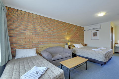 Always Welcome Motel - Hervey Bay Accommodation 0