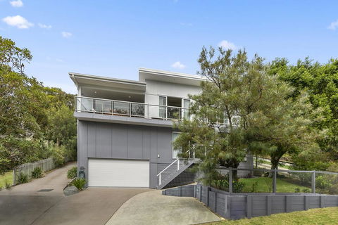Amalfi - Hervey Bay Accommodation 0