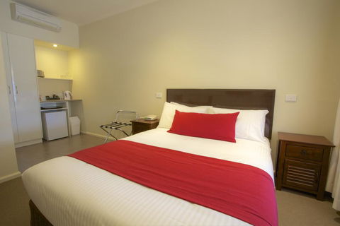 Amaroo Motel - Tourism Hervey Bay 0