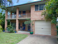 Book Red Rock Accommodation Vacations Hervey Bay Accommodation Hervey Bay Accommodation