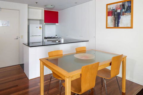 Amazing Brisbane CBD 2 Bedroom Apartment With River Views - Tourism Hervey Bay 1