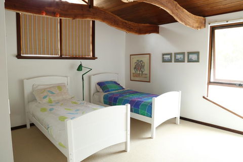 Anagama House & Studio - Hervey Bay Accommodation 2