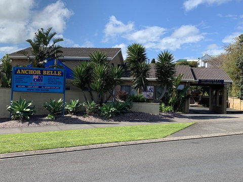 Anchor Belle Motel - Hervey Bay Accommodation 0