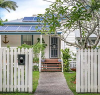Anchored in Byron - Hervey Bay Accommodation