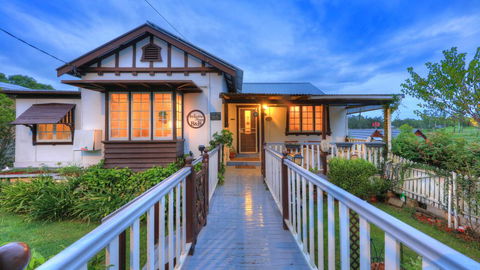 Andavine House - Bed & Breakfast - Hervey Bay Accommodation 1