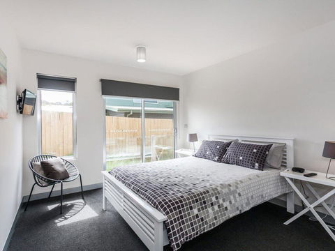 ANGLE BY THE SEA - Anglesea - Hervey Bay Accommodation 3