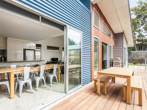 ANGLE BY THE SEA - Anglesea - Hervey Bay Accommodation 2