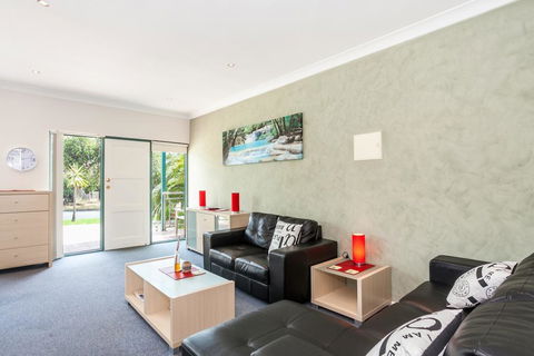 Anglesea River Apartments - 2 Bed Unit 2/4 - Tourism Hervey Bay 1