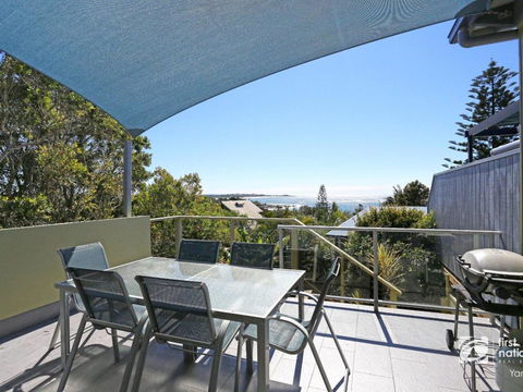 Angourie Blue 1 - Great Ocean Views - Surfing Beaches - Tourism Hervey Bay 0
