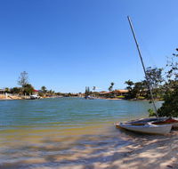 Anjuna 2 - 2 BDRM Budget Stay on Canal - Hervey Bay Accommodation