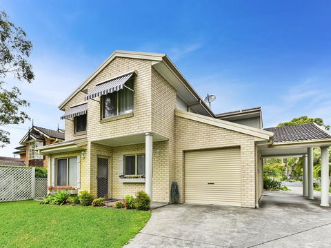 Anne's Beach Getaway - Hervey Bay Accommodation 3