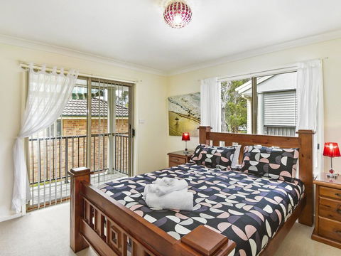 Anne's Beach Getaway - Hervey Bay Accommodation 0