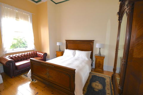Annesley House - Hervey Bay Accommodation 2