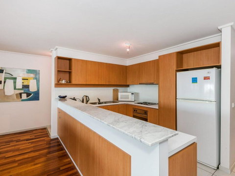 APARTMENT 10 PACIFIC APARTMENTS - FREE WIFI! - Hervey Bay Accommodation 2