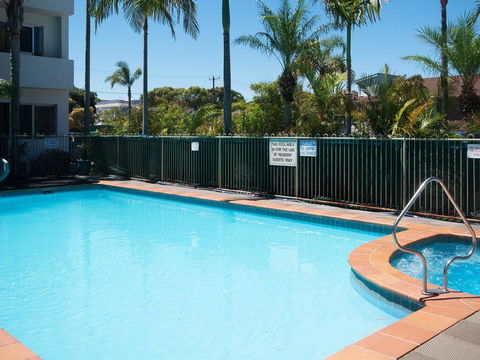 Apartment 3 - Providence - Hervey Bay Accommodation 0