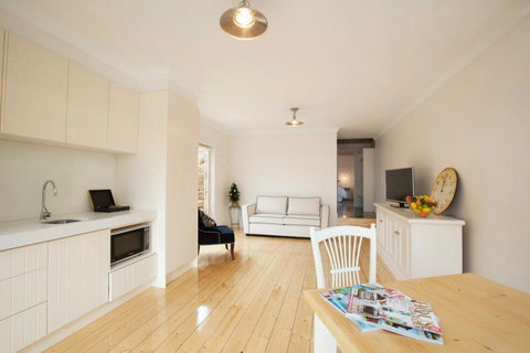 Apartment 35 - Hervey Bay Accommodation 2