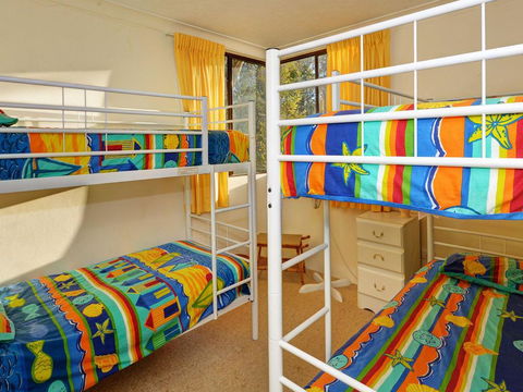 Apartment With Inground Pool - Tourism Hervey Bay 1