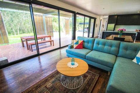 Apex House - Hervey Bay Accommodation 1