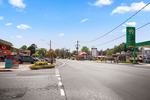 Appin Village - Tourism Hervey Bay 1