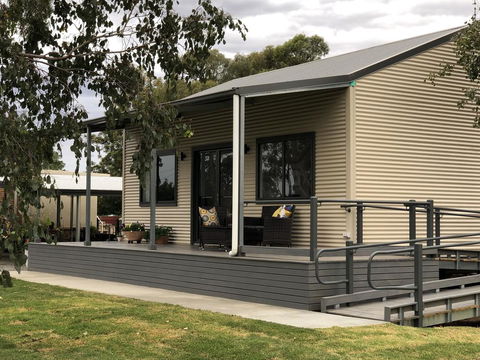 Appleyard BnB - Tourism Hervey Bay 0