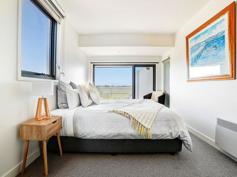 AQUA MIST PENTHOUSE - Tourism Hervey Bay 3
