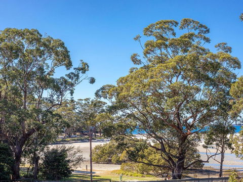 Aqua View (By Jervis Bay Rentals) - Hervey Bay Accommodation 0