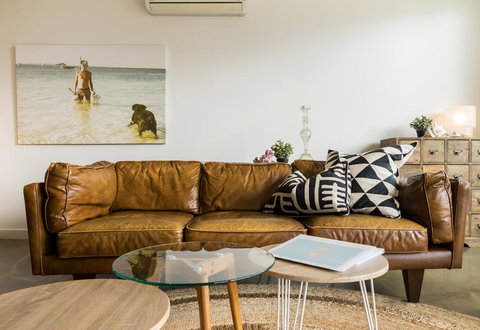 Aquabelle Apartments - Hervey Bay Accommodation 2